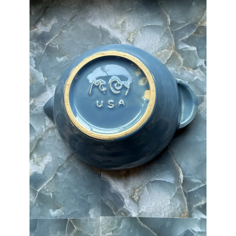Vintage McCoy USA Blue Batter Bowl Mixing Bowl Spout Handle Pottery Farmhouse